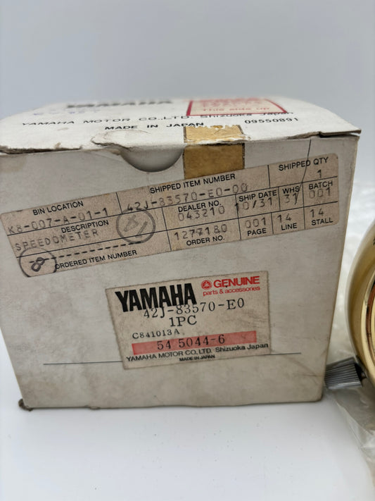 YAMAHA SPEEDOMETER ASSY 42J-83570-E0-00 Y10