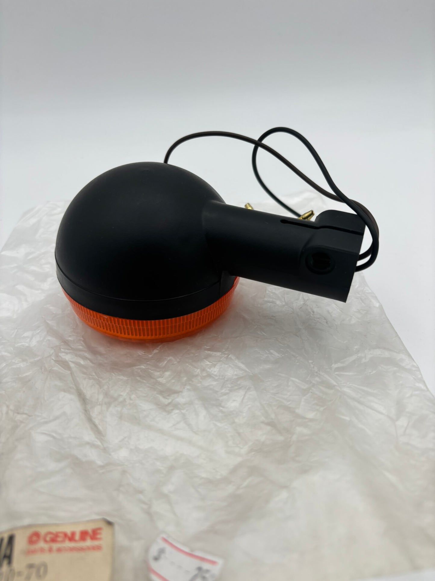 YAMAHA REAR FLASHER LIGHT 1 (SUB 29L-83330-70-00 ) 29L-83310-70-00 Y12
