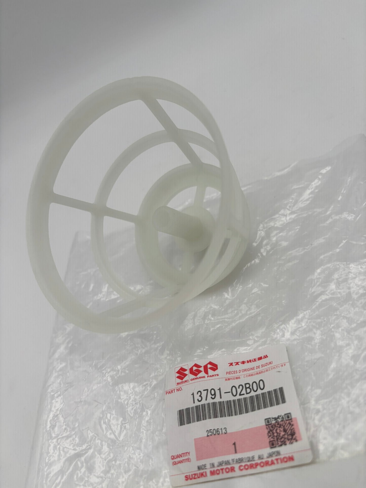 SUZUKI FILTER HOLDER 13791-02B00 S51