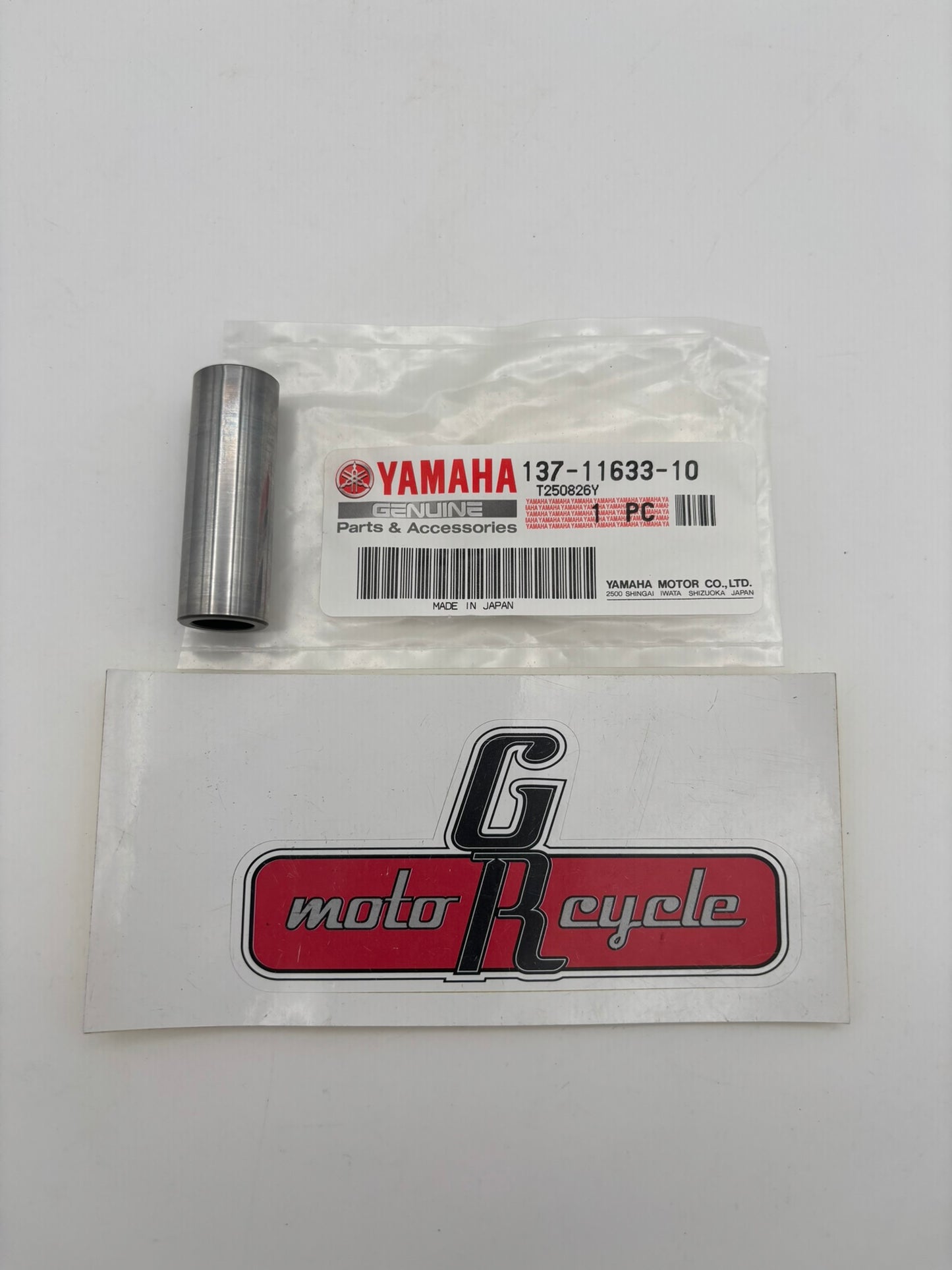 YAMAHA PISTON PIN (SUB 137-11633-00-00 ) 137-11633-10-00 Y126