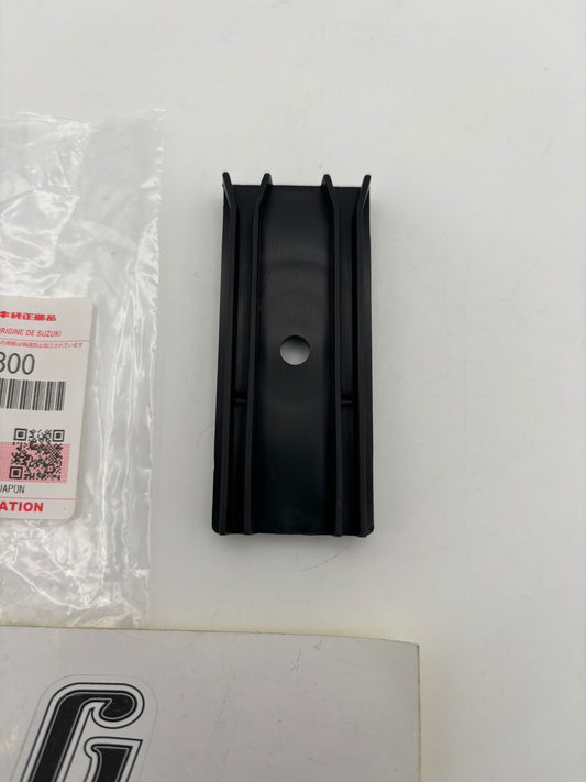 SUZUKI SLIDER GUIDE 13797-19B00 S38