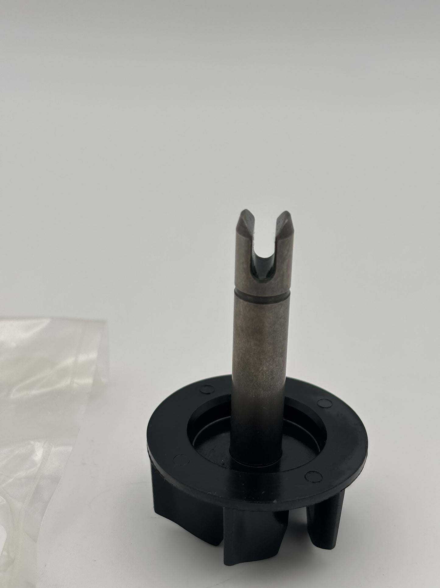 YAMAHA IMPELLER SHAFT 3B4-12450-00-00 Y24