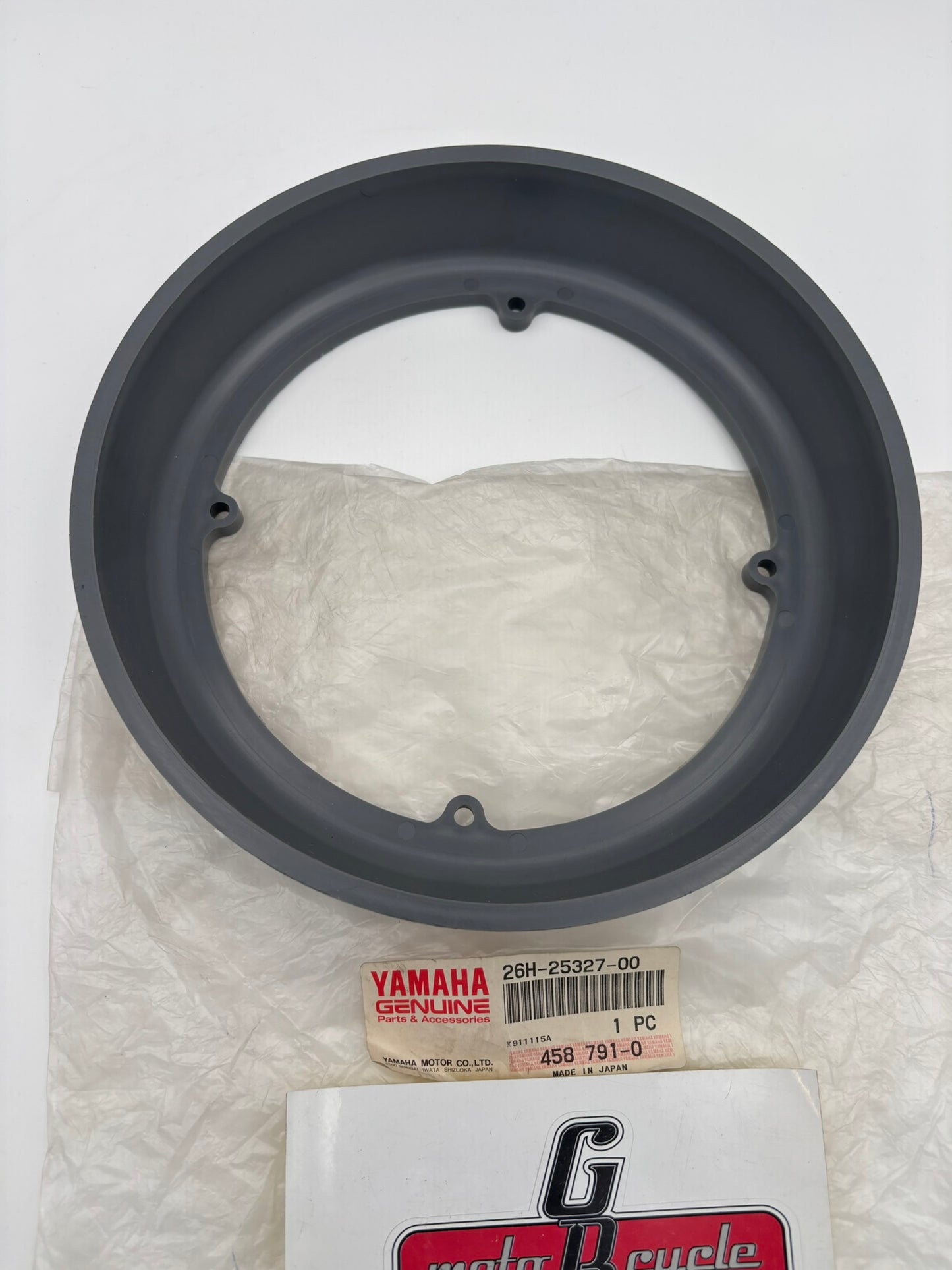 YAMAHA PLATE COVER 26H-25327-00-00 Y13