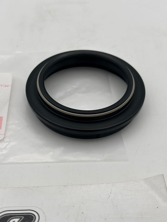 SUZUKI DUST SEAL (SUB 51571-17C00 ) 51173-29E00 S30