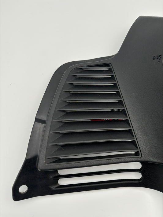 YAMAHA LEFT LOUVER 8K4-77131-00-00 Y18