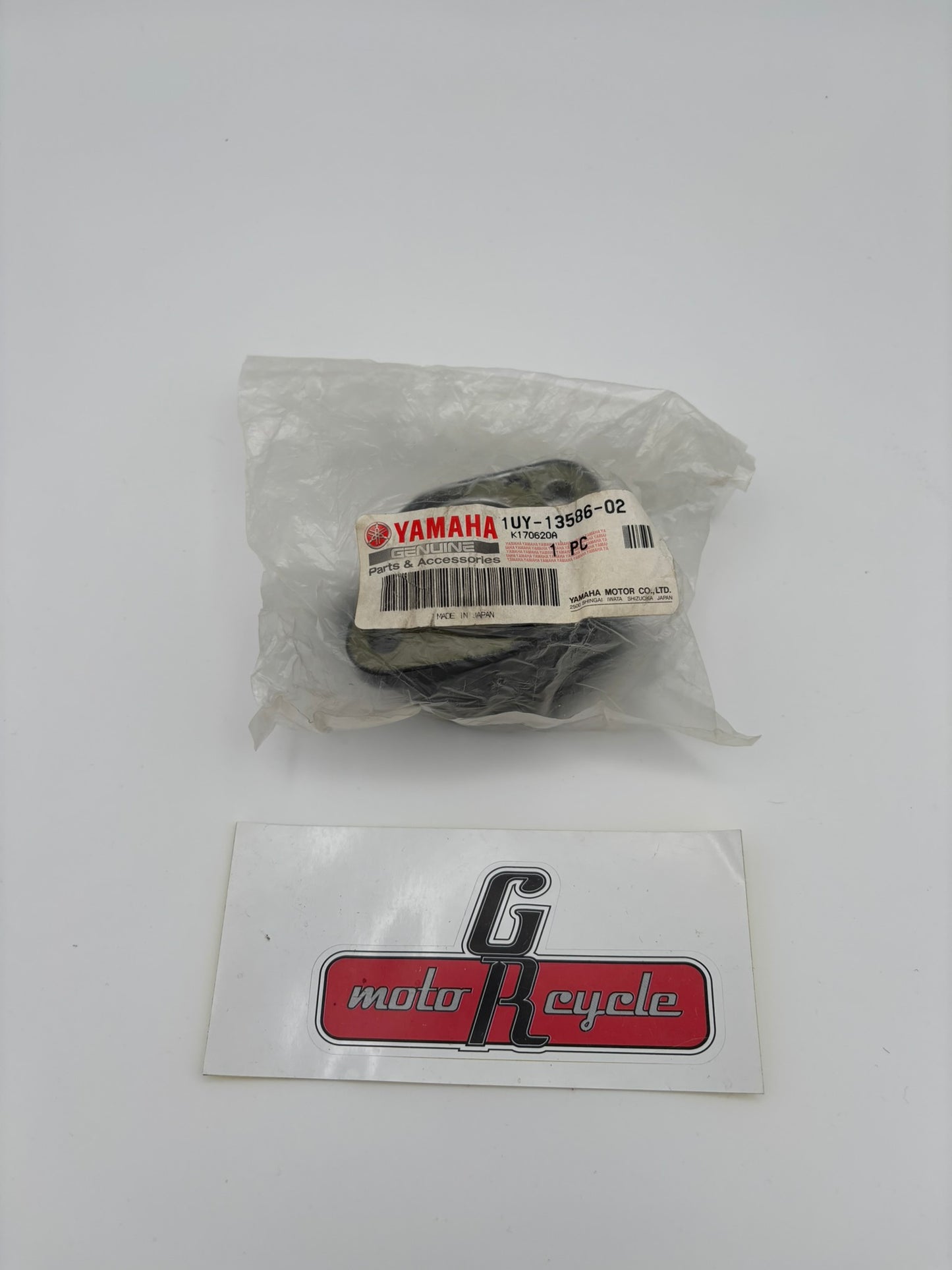 YAMAHA CARBURETOR JOINT 1UY-13586-02-00 Y193