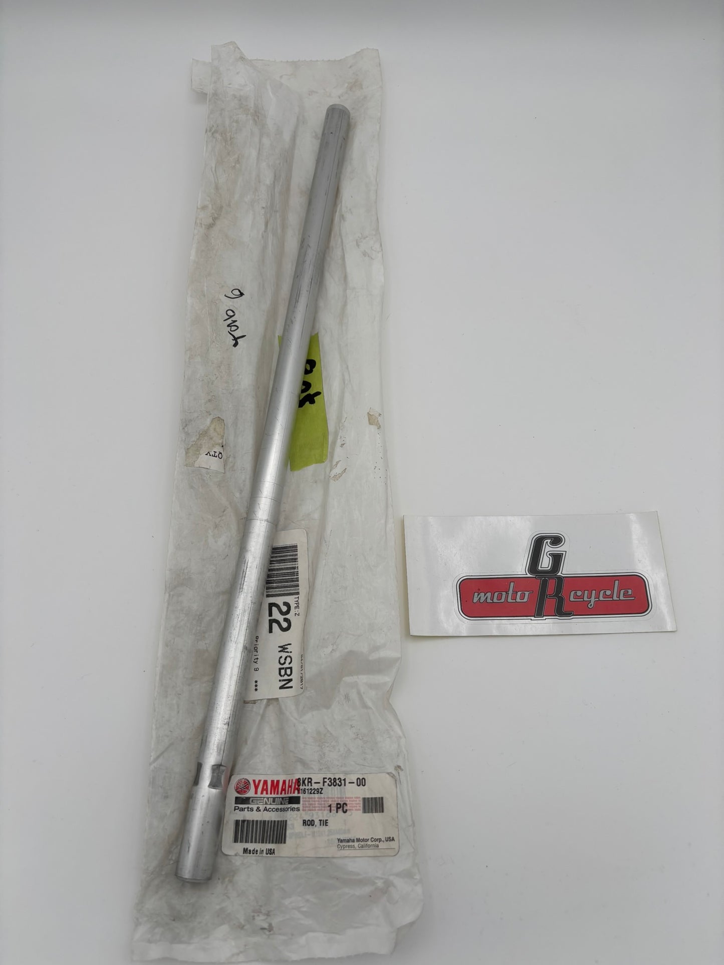 YAMAHA TIE ROD 8KR-F3831-00-00 Y193