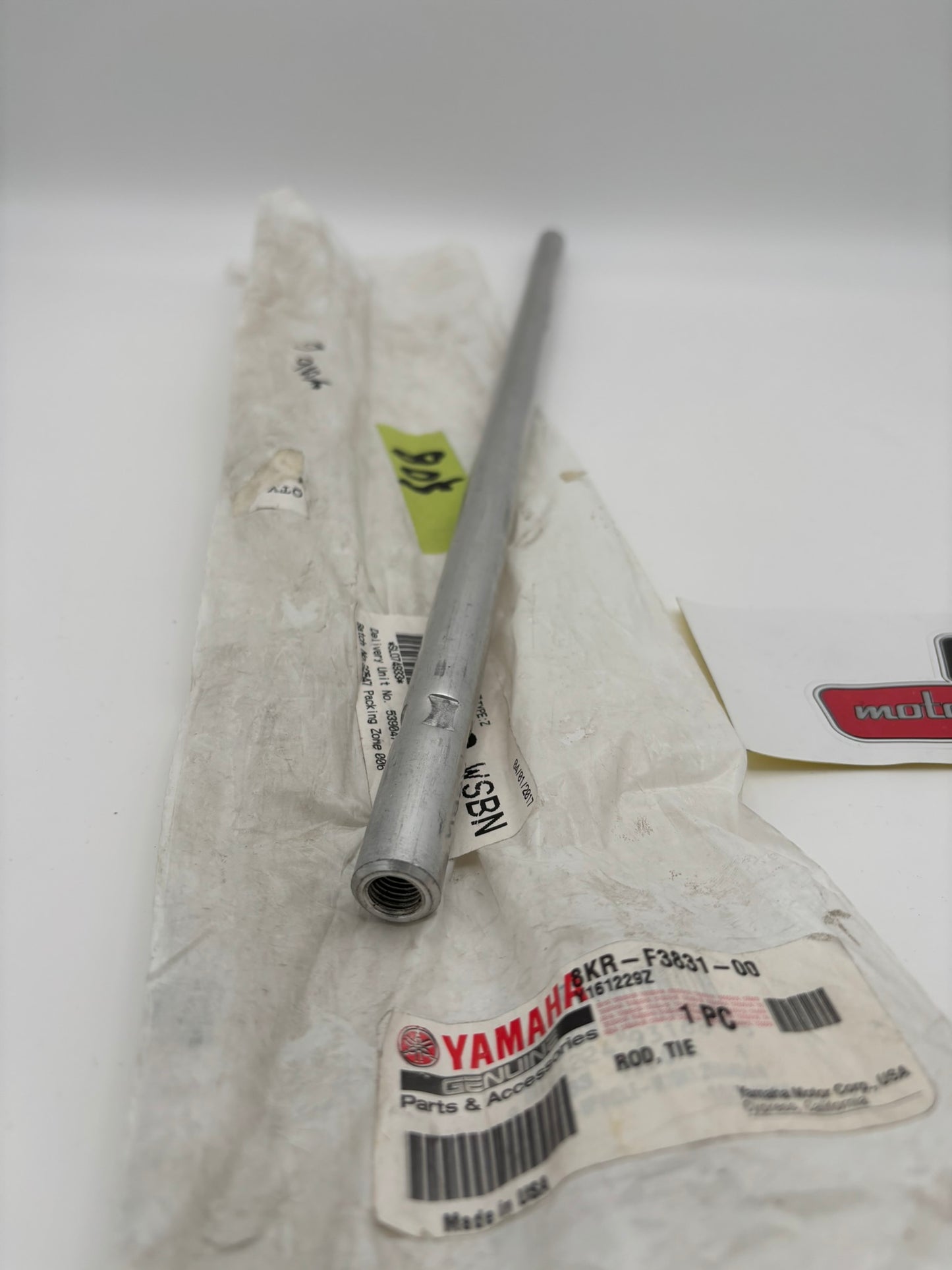 YAMAHA TIE ROD 8KR-F3831-00-00 Y193