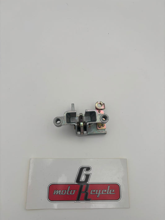 YAMAHA XC125 YW100 YW50 SEAT LOCK ASSY SUP BY 5ML-F4780-00-00 4UE-F4780-02-00 Y193