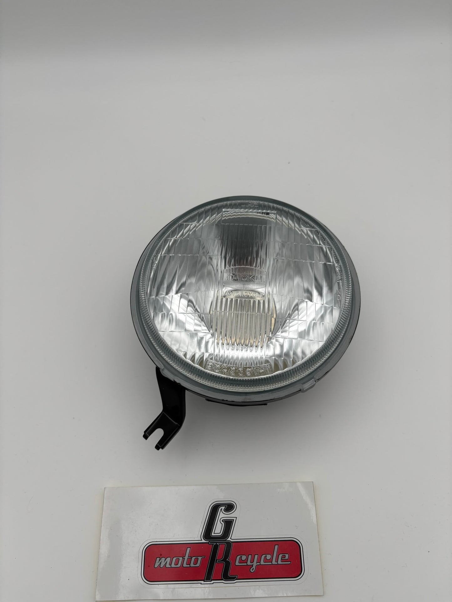 YAMAHA YW50 2002 - 2019 LEFT HEADLIGHT LENS 5PJ-H4310-10-00 Y193