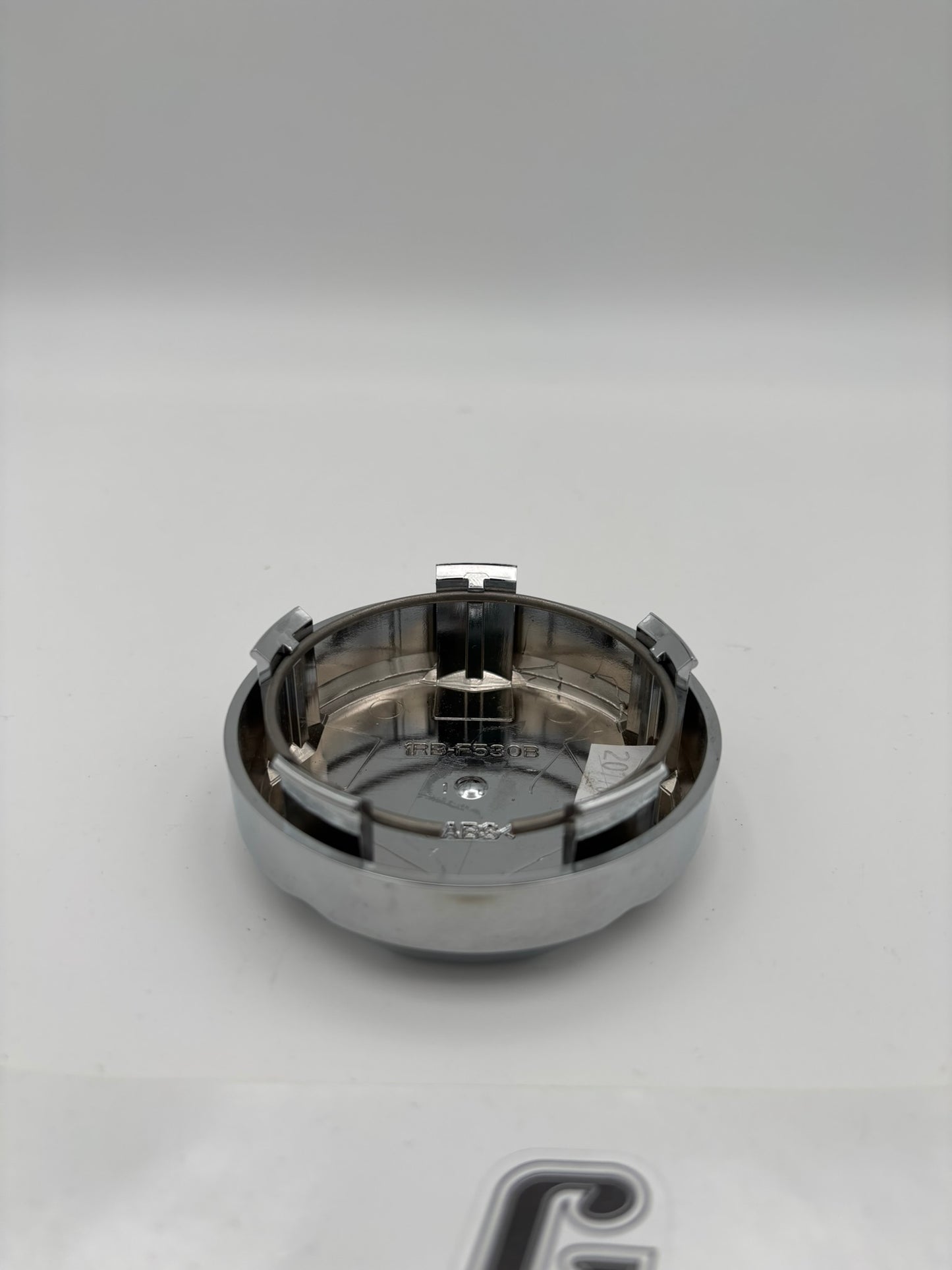YAMAHA WHEEL CAP ASSY. 1RB-F530B-10-00 Y194