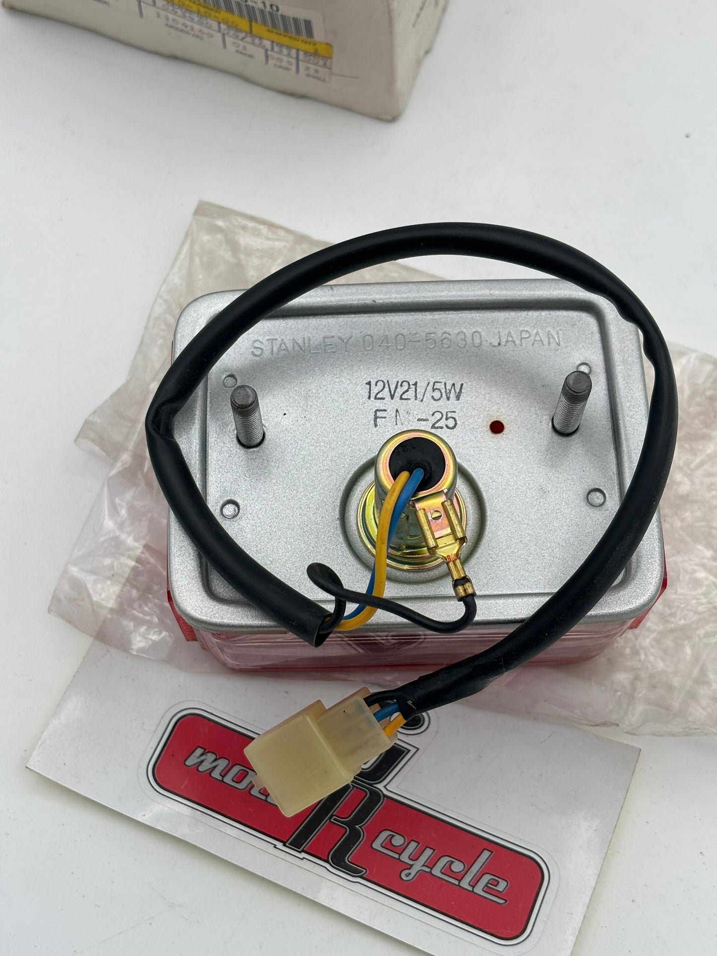 YAMAHA TAILLIGHT UNIT (SUB 3SA-84710-00-00 ) 3SA-84710-10-00 Y199