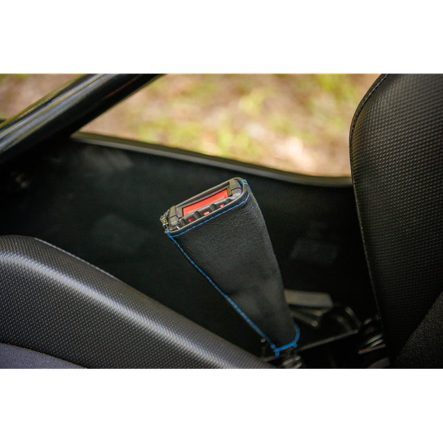 SHOW CHROME SEAT BELT COVERS BLUE H44-5BLUE
