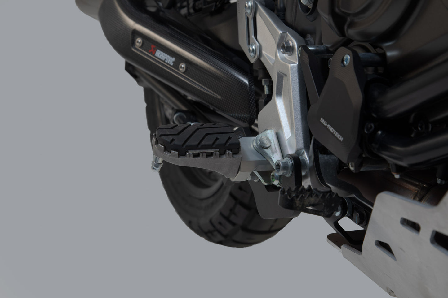 SW-MOTECH ION FOOTREST XTZ700/TUAREG 660 (21-23) FRS.06.011.10201/S