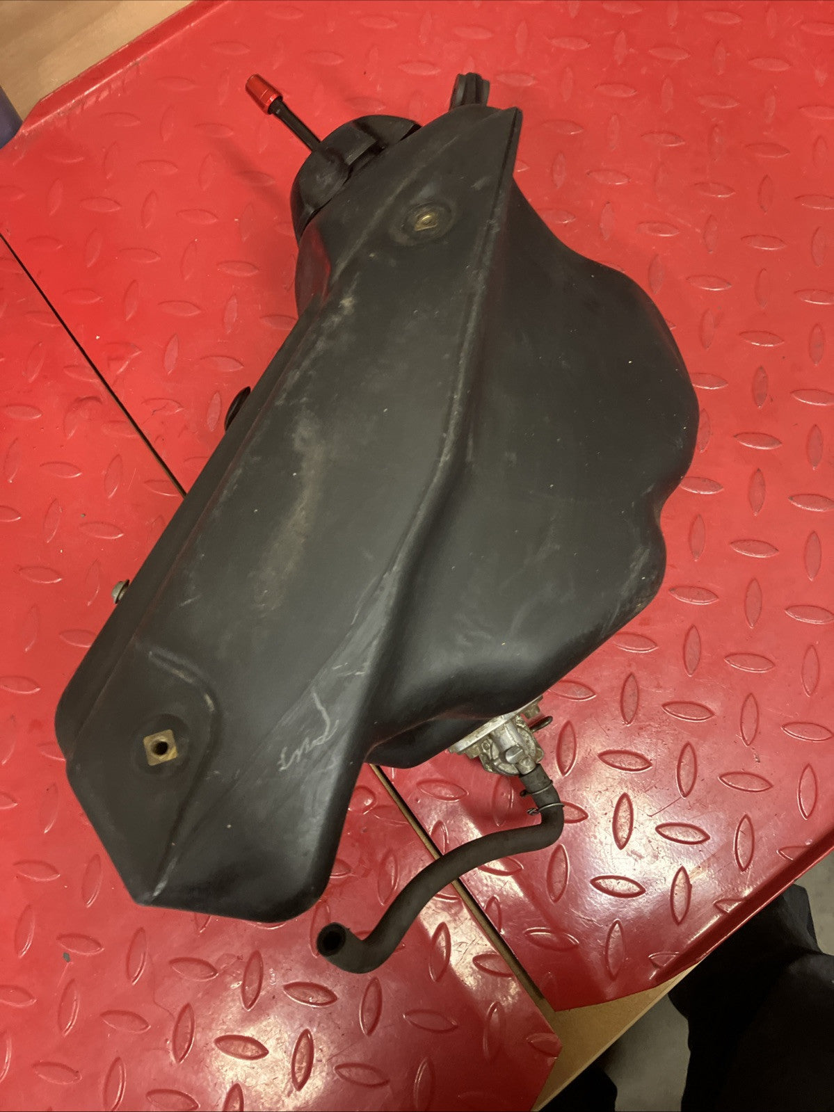 Honda CR250R 2000 Fuel tank gas petrol reservoir CR125R 2001