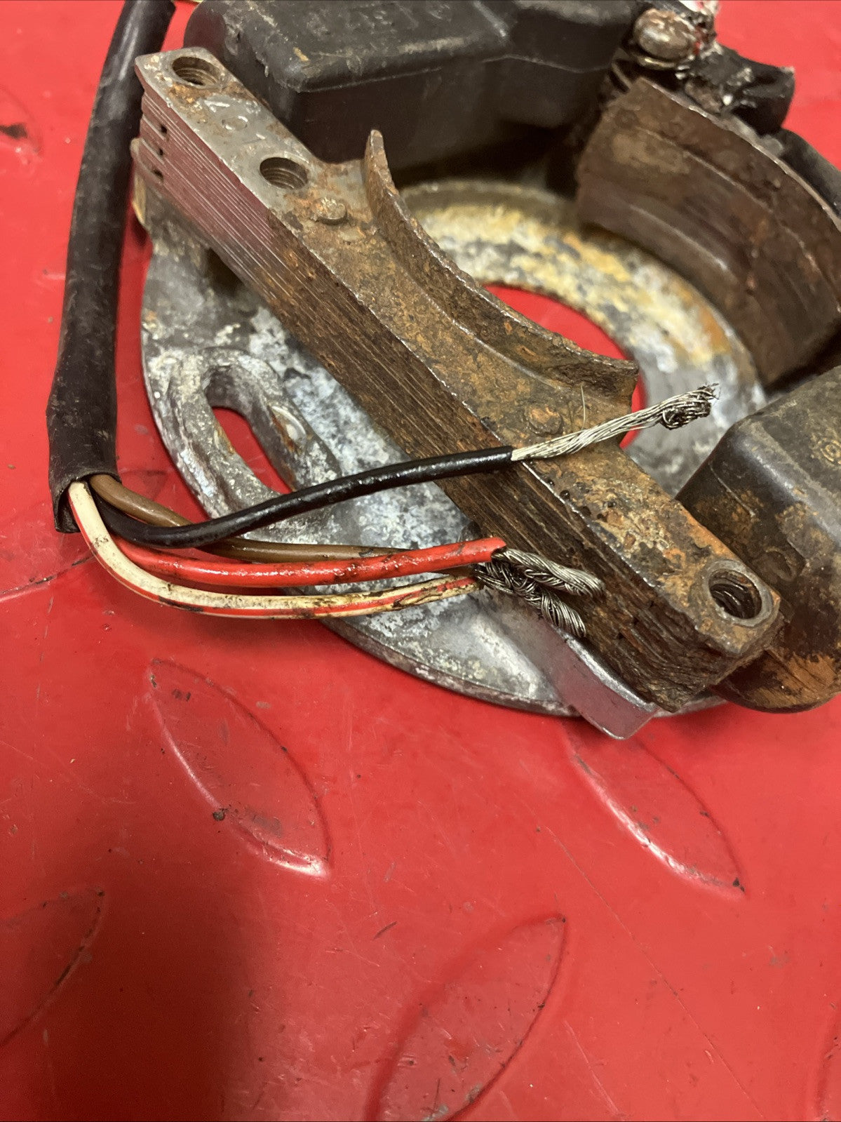 Yamaha YZ125 1984 Stator generator magneto