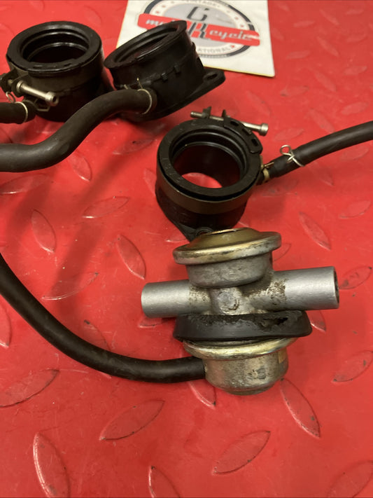 Kawasaki Ninja ZX600 ZX-6R 2002 intake manifold joint boot & vacuum valve switch