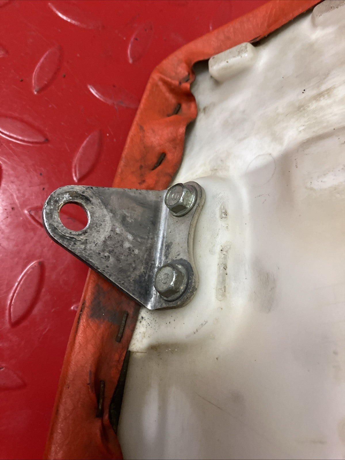 Honda CR250R 1991 Seat saddle pan CR125R CR500R