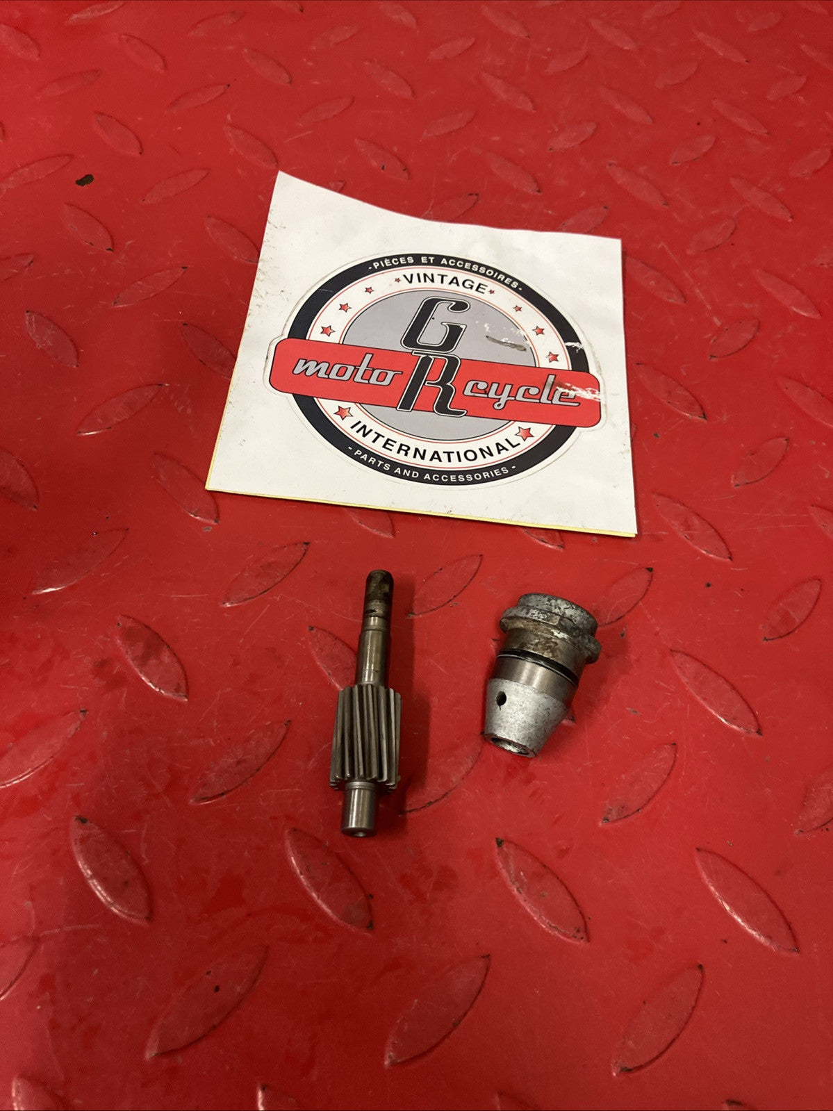 Yamaha DT175 1974 Tachometer driven gear housing