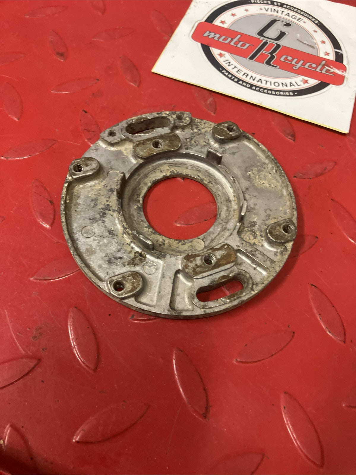 Yamaha YZ125 1981 stator generator magneto base plate holder 1980