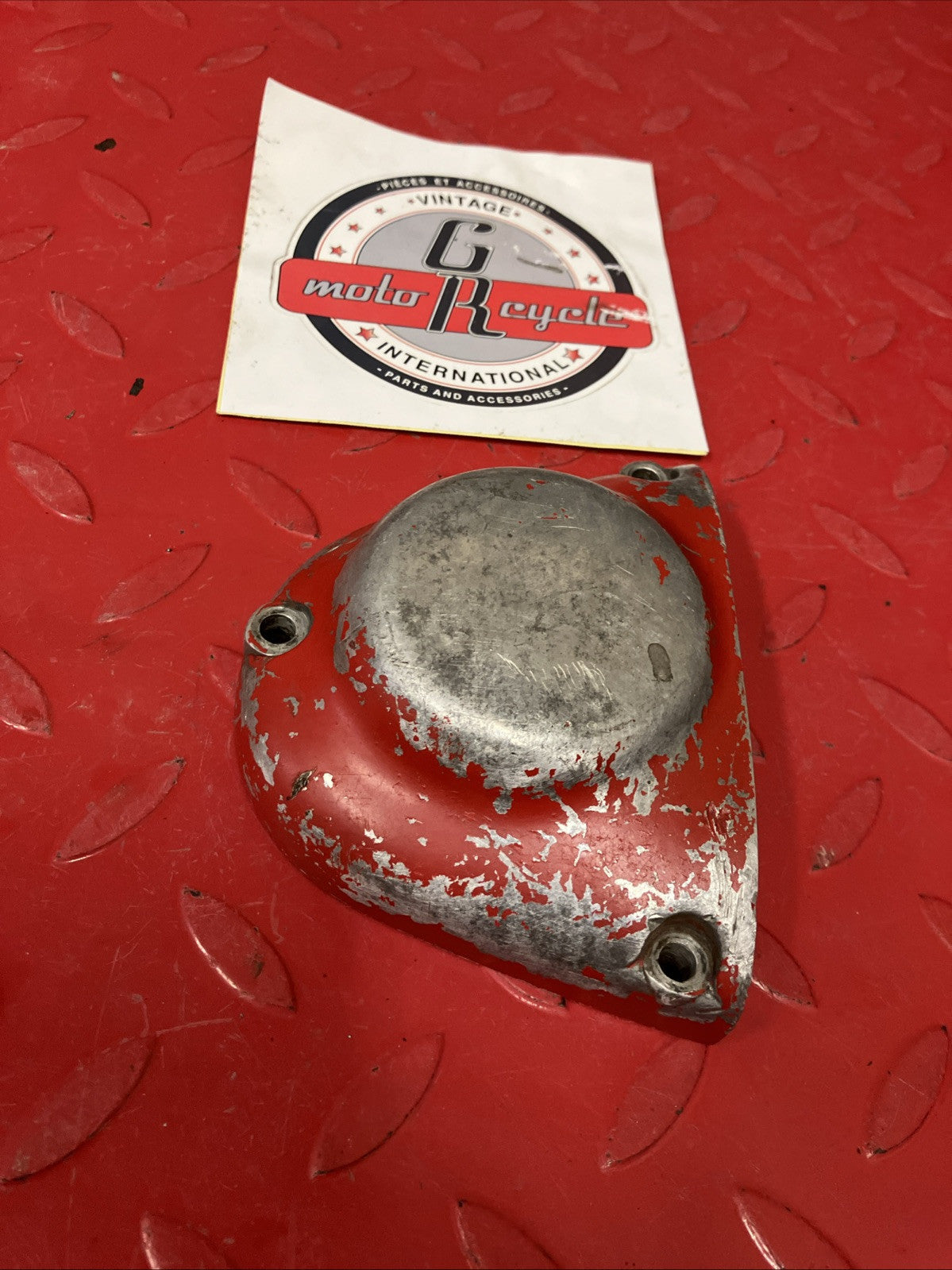 Yamaha DT175 1974 Left crankcase oil pump cover 1975 DT100
