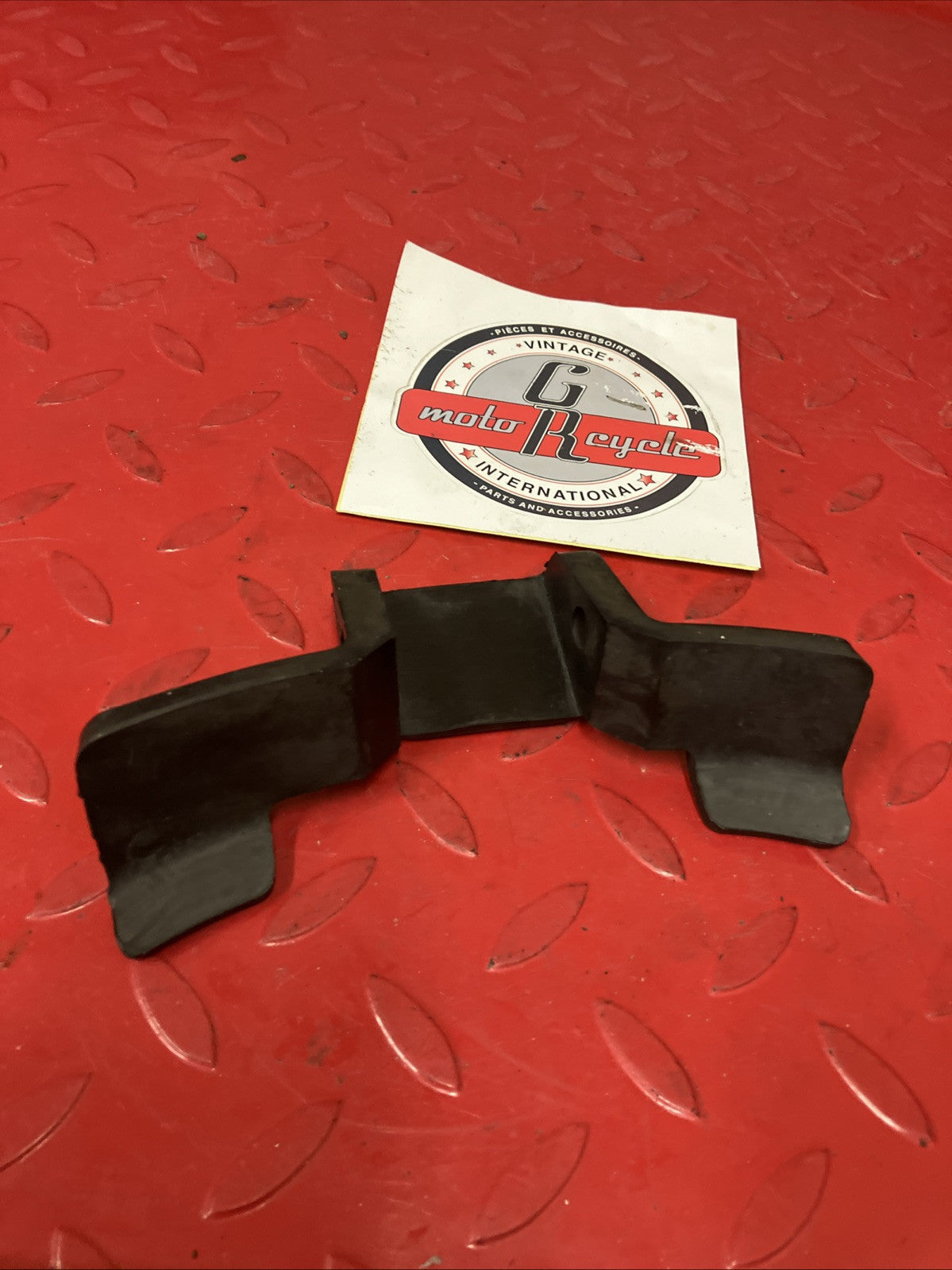 Honda CR250R 2000 Fuel tank reservoir mounting rubber 2001 CR125R