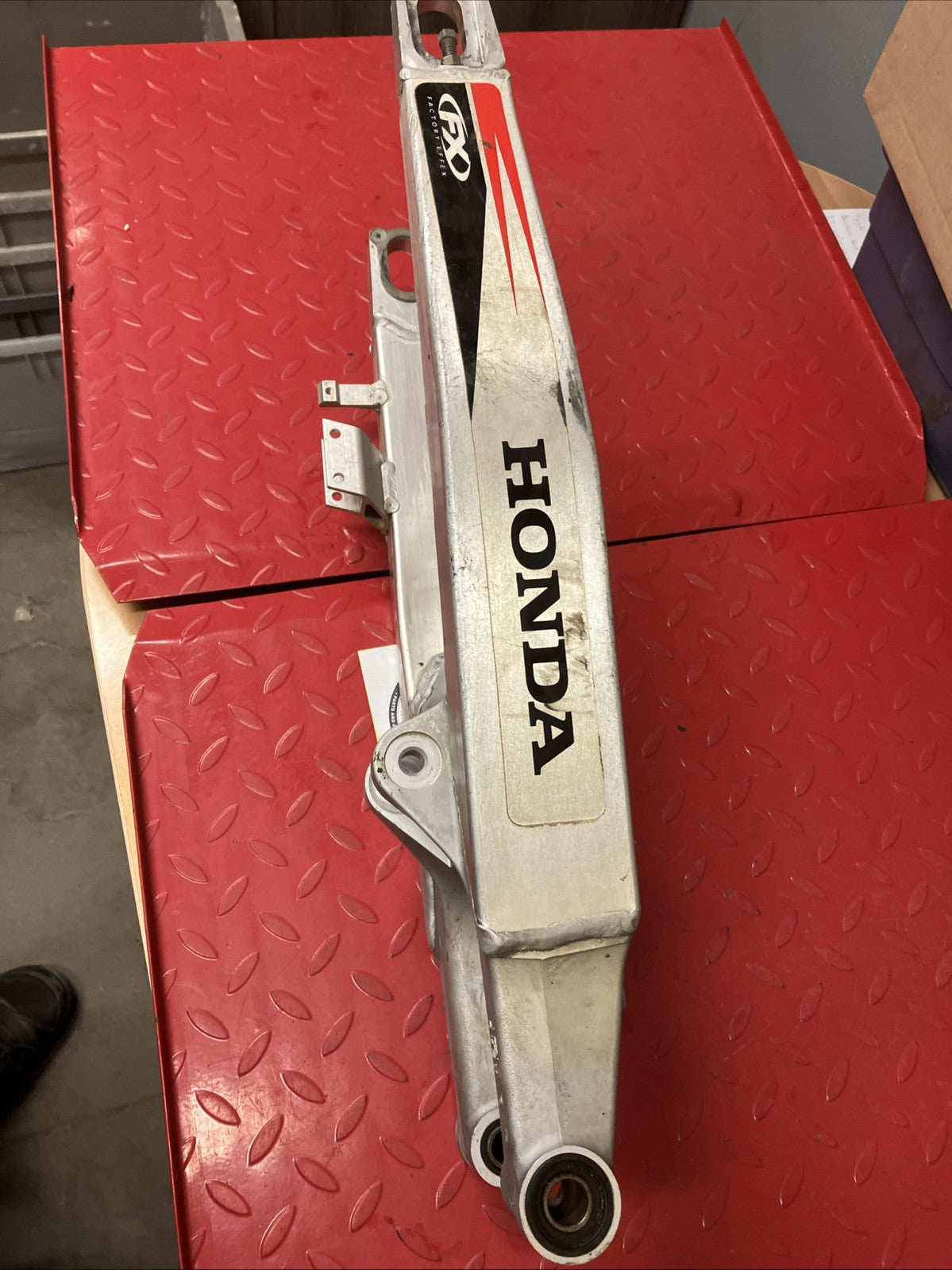 Honda CR250R 2000 Swingarm rear swinging arm CR125R 2000 2001