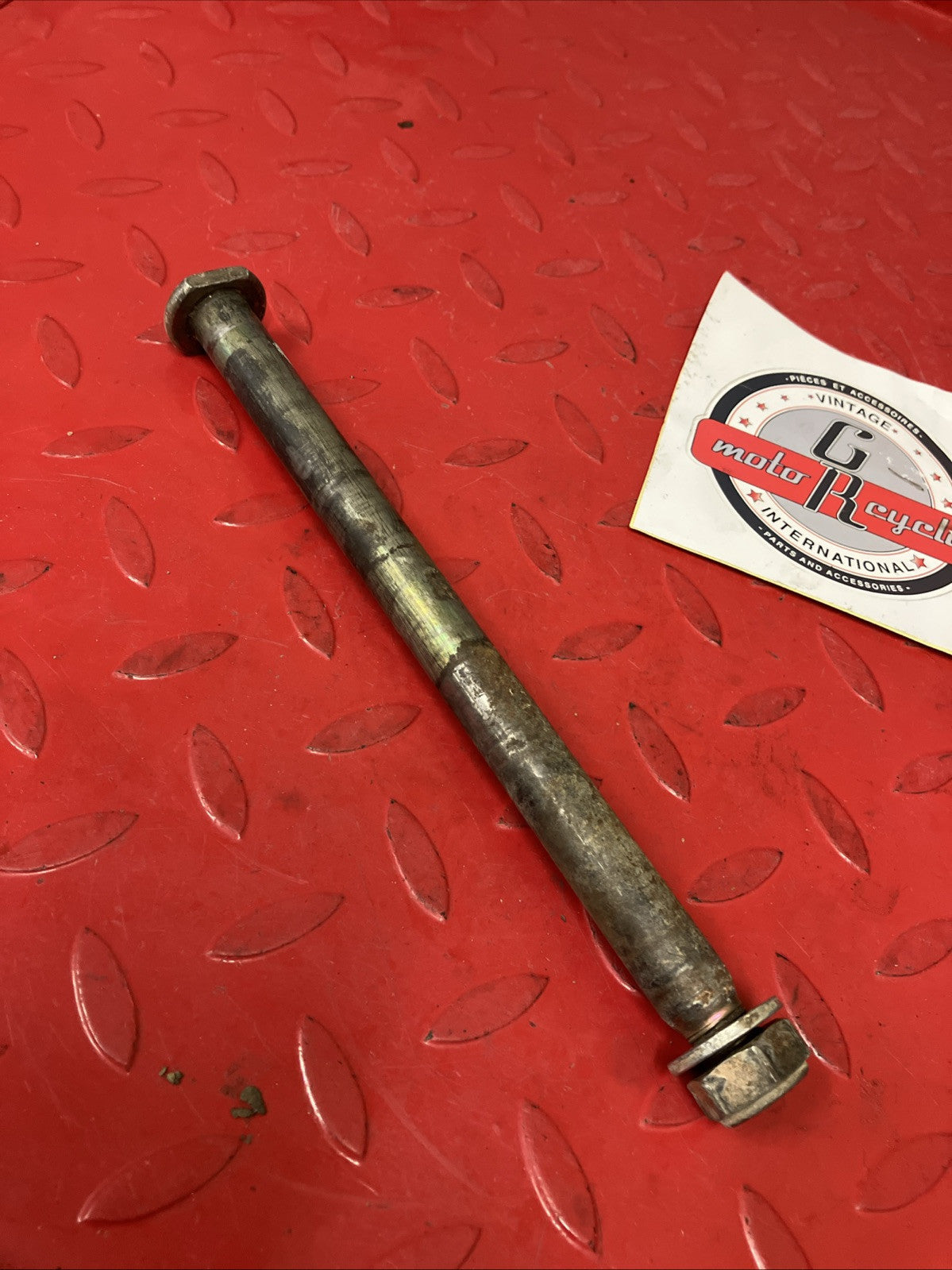 Honda CR250R 2000 Swingarm pivot bolt 1997 1998 1999 2001