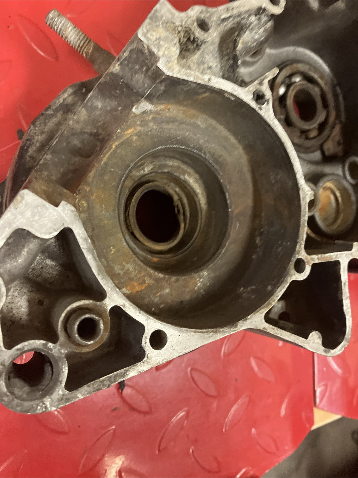 Yamaha YZ125 1984 left right crankcase set crank case 1983