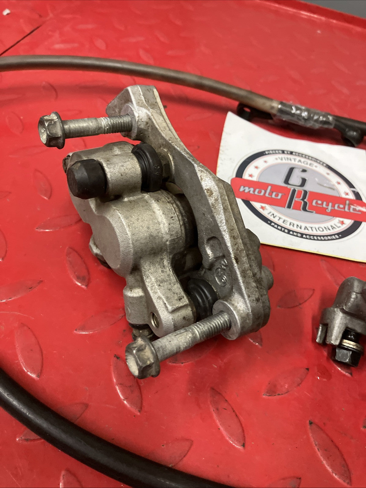 Honda CR250R 2000 Front brake caliper master cylinder hose 2001