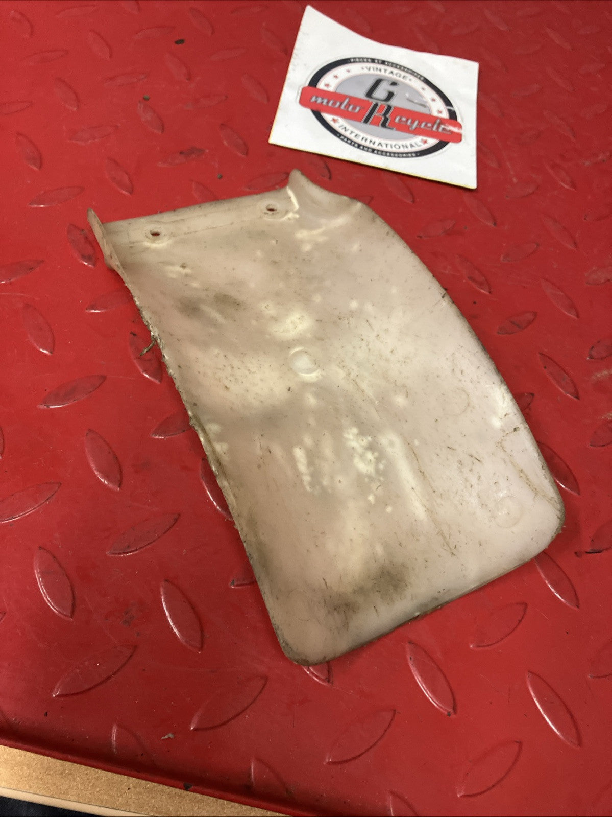 Honda CR250R 2000 Rear inner fender mud splash guard