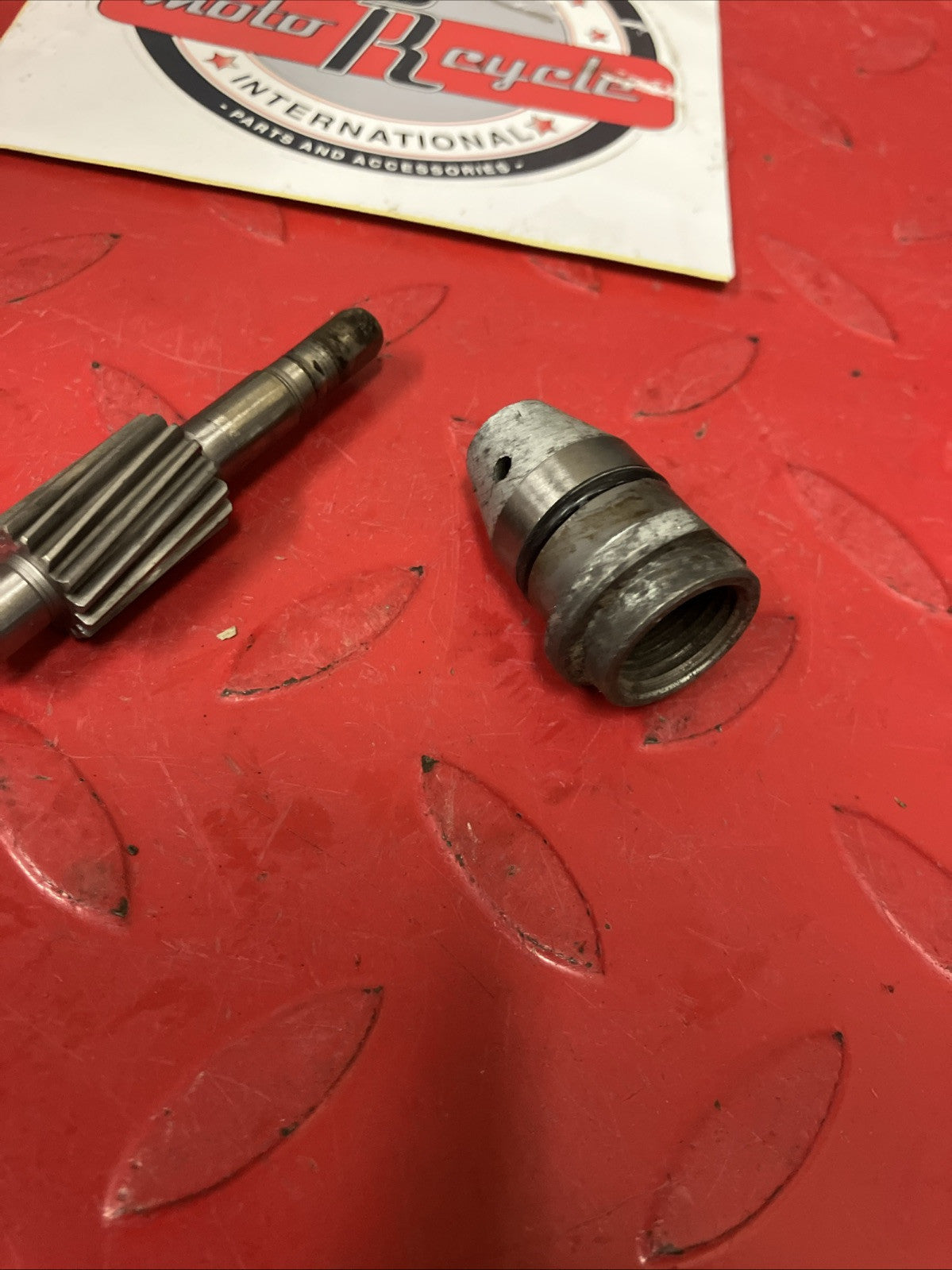 Yamaha DT175 1974 Tachometer driven gear housing