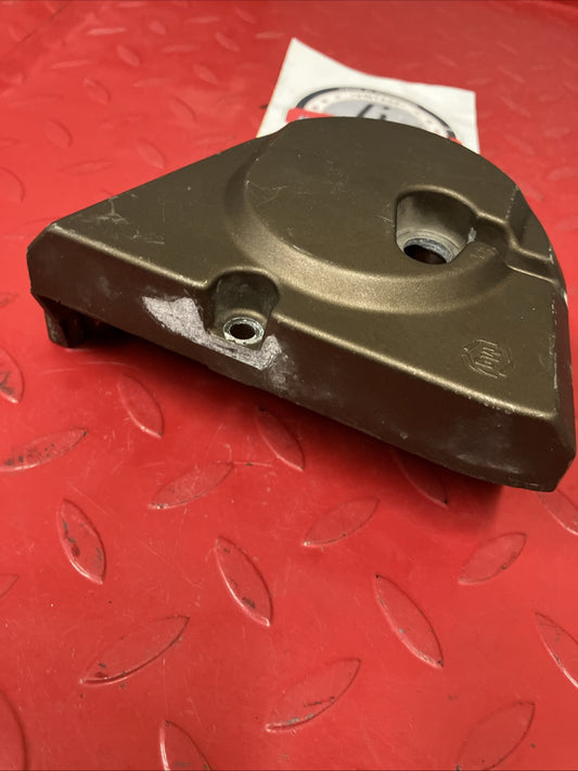 Kawasaki Ninja ZX600 ZX-6R 2002 Front sprocket chain cover