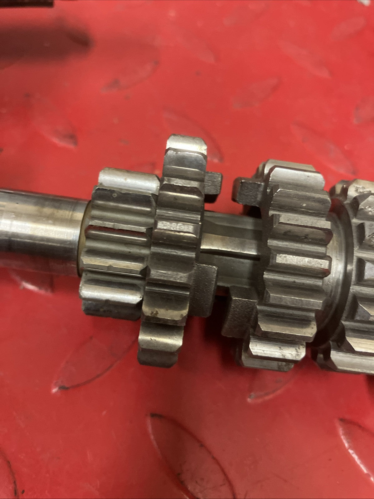 Yamaha YZ125 1981 transmission main counter shaft axle gear