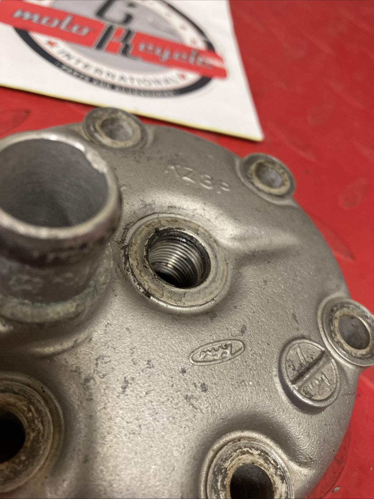 Honda CR250R 2000 Cylinder head 1999 2001