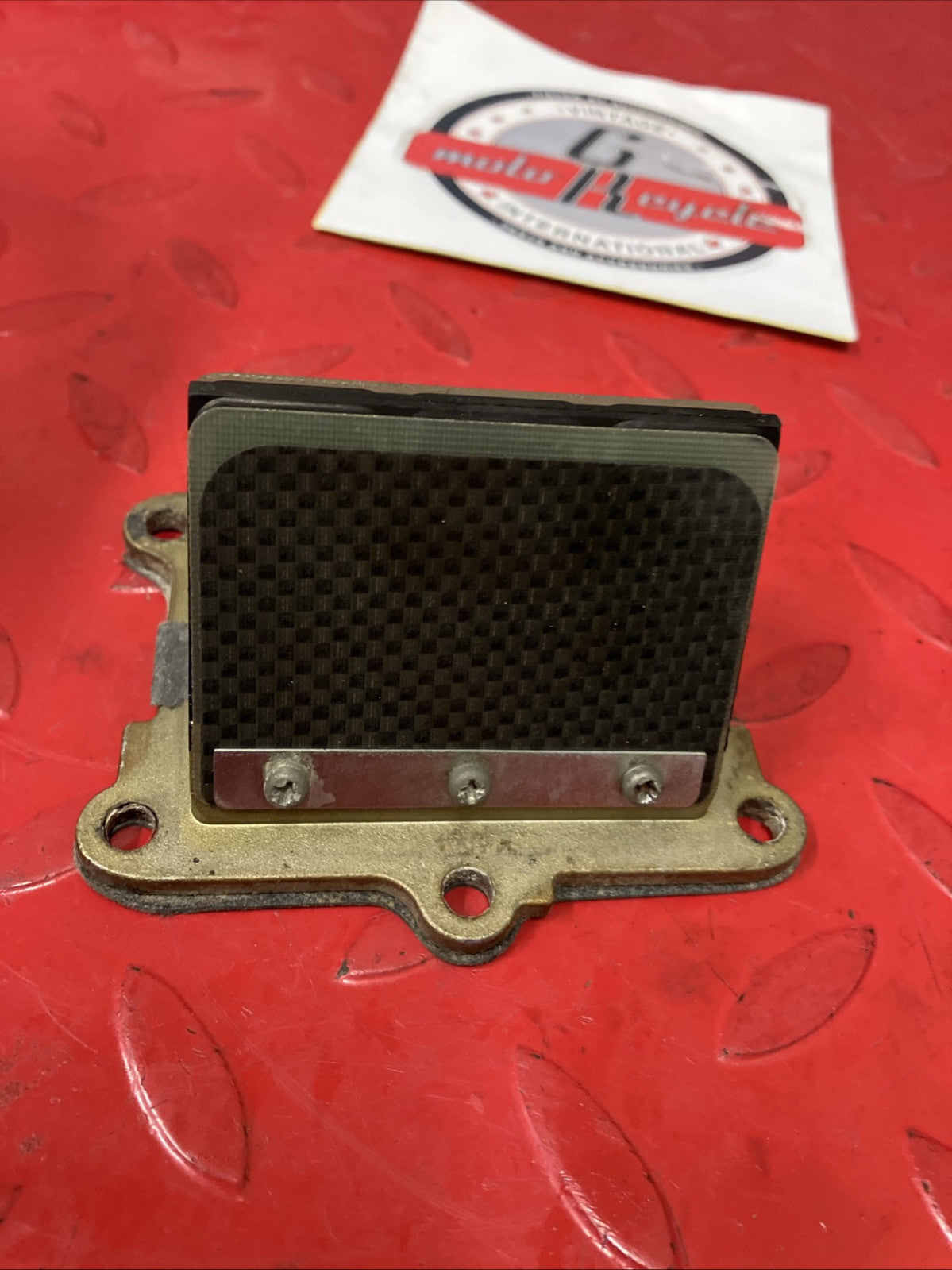 Honda CR250R 2000 reed valve cage 1999