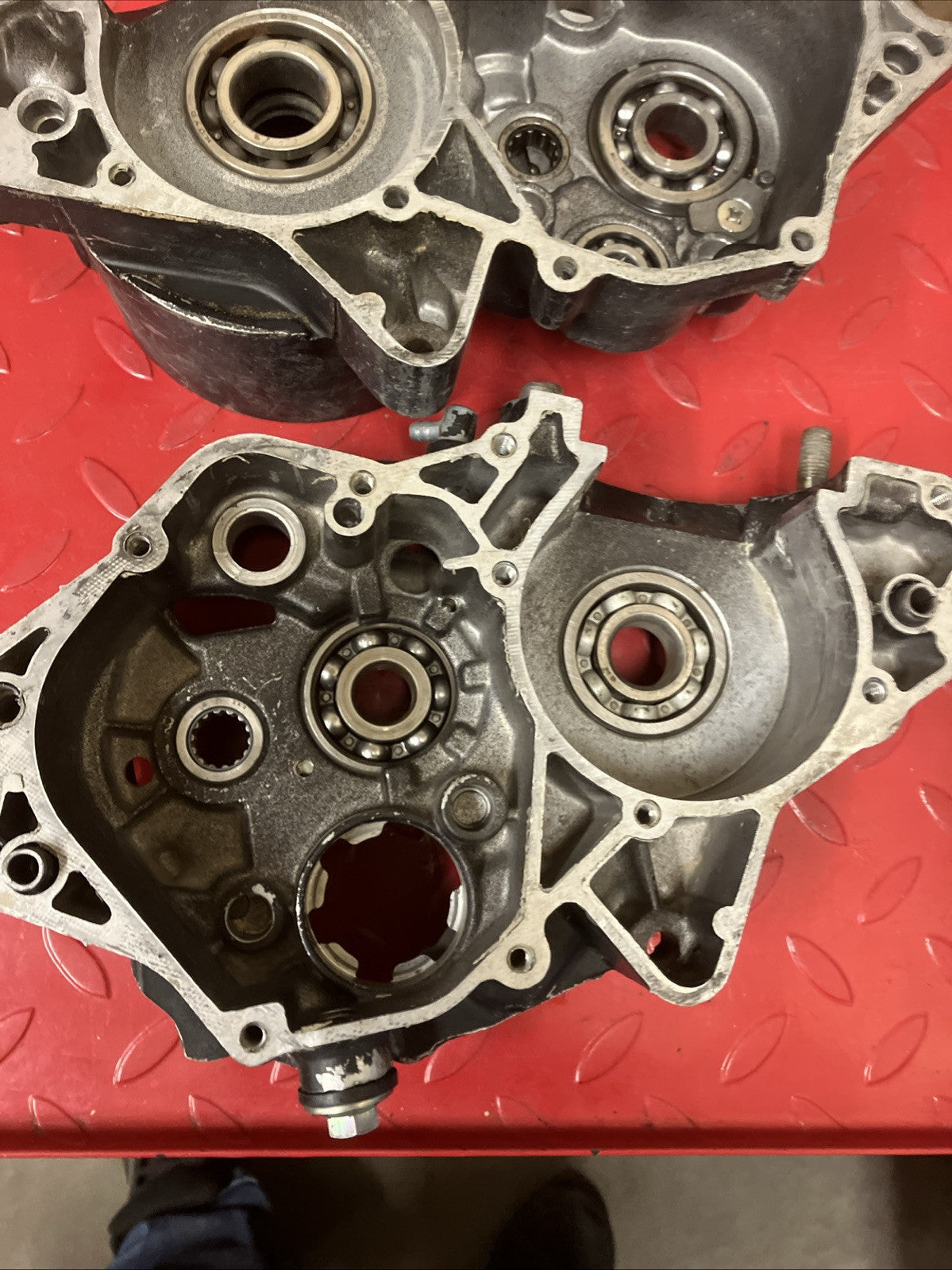 Yamaha YZ125 1981 left right crankcase set crank case