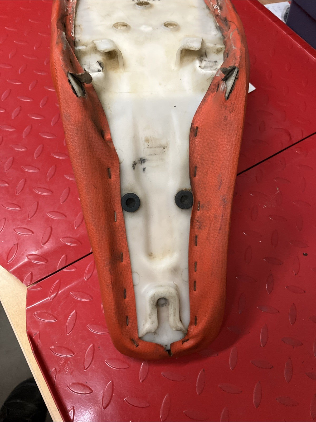 Honda CR250R 1991 Seat saddle pan CR125R CR500R