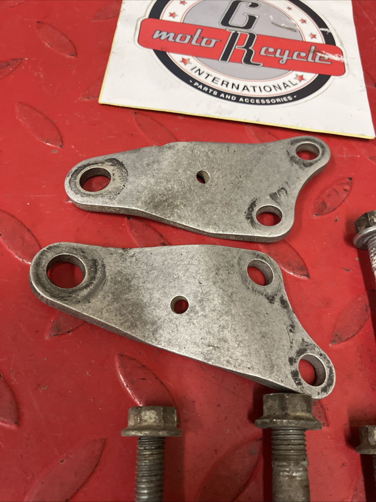 Honda CR250R 2000 Engine motor hanger mounting bolt bracket plate