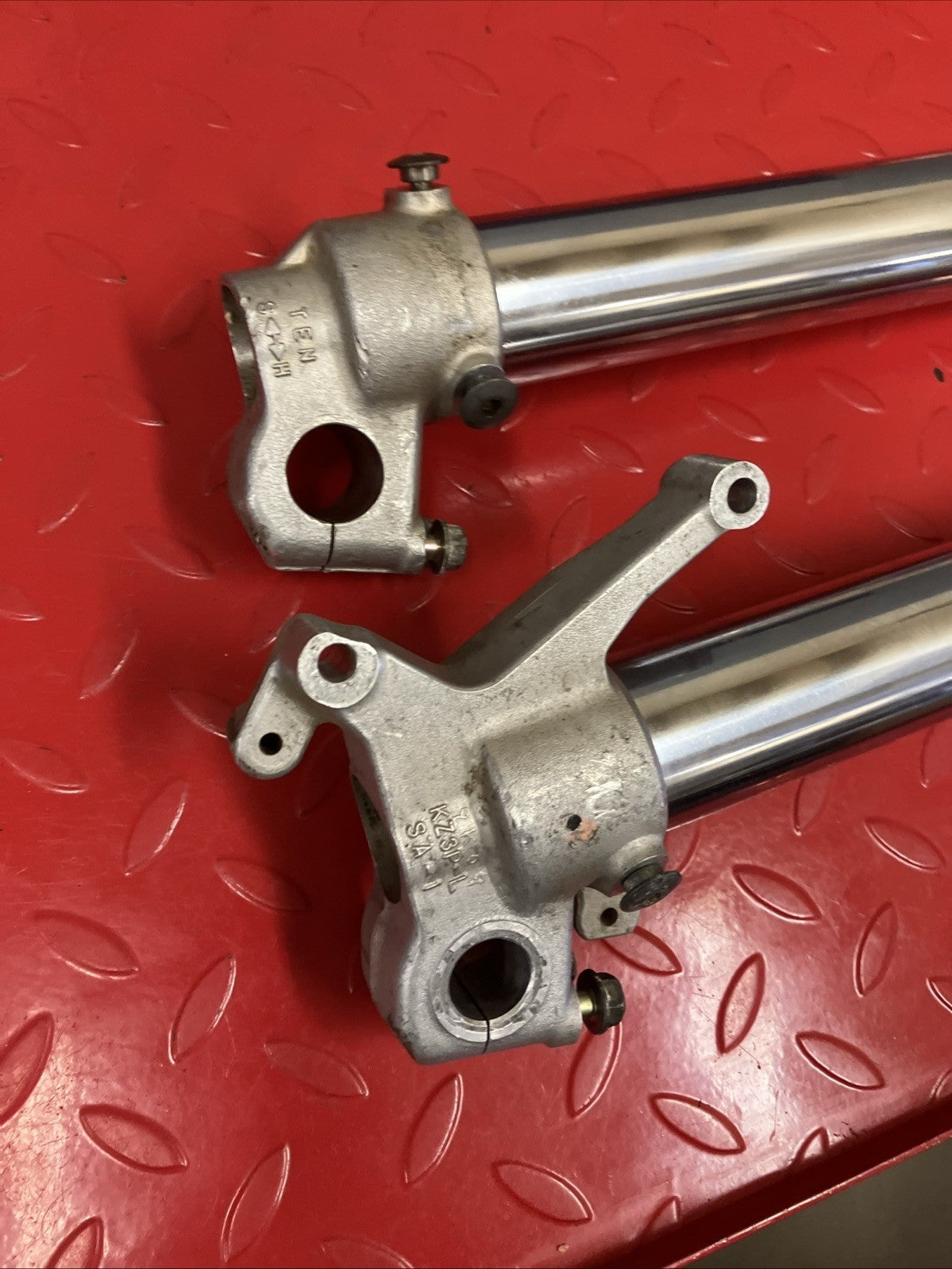 Honda CR250R 2000 Front forks suspension damper 2001