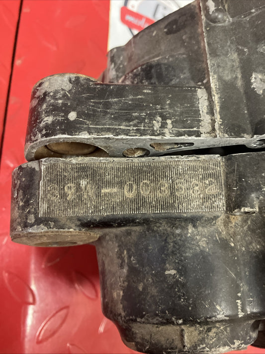 Yamaha YZ125 1984 left right crankcase set crank case 1983