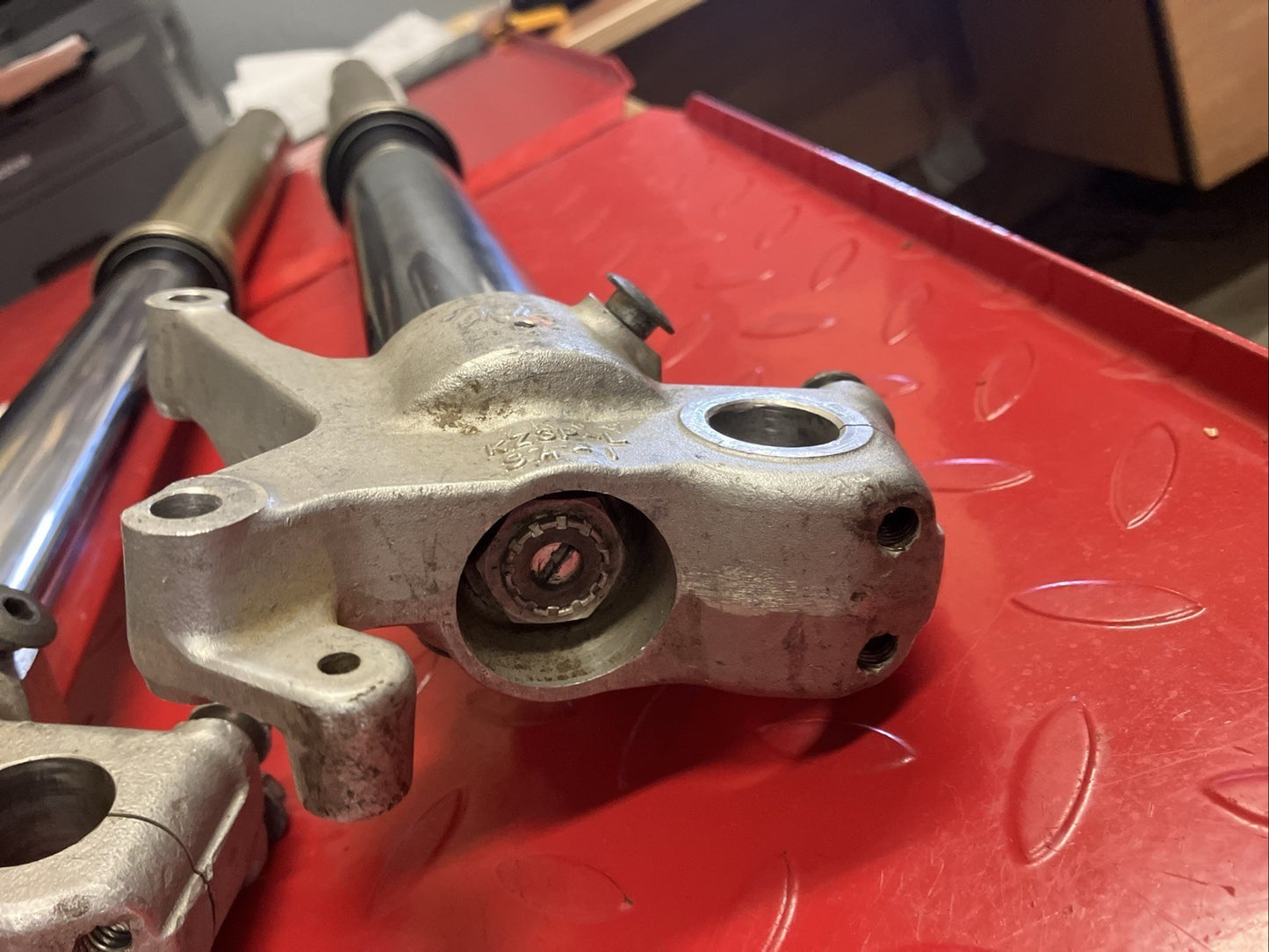 Honda CR250R 2000 Front forks suspension damper 2001