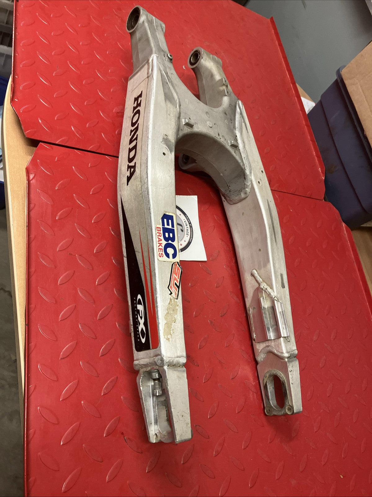 Honda CR250R 2000 Swingarm rear swinging arm CR125R 2000 2001