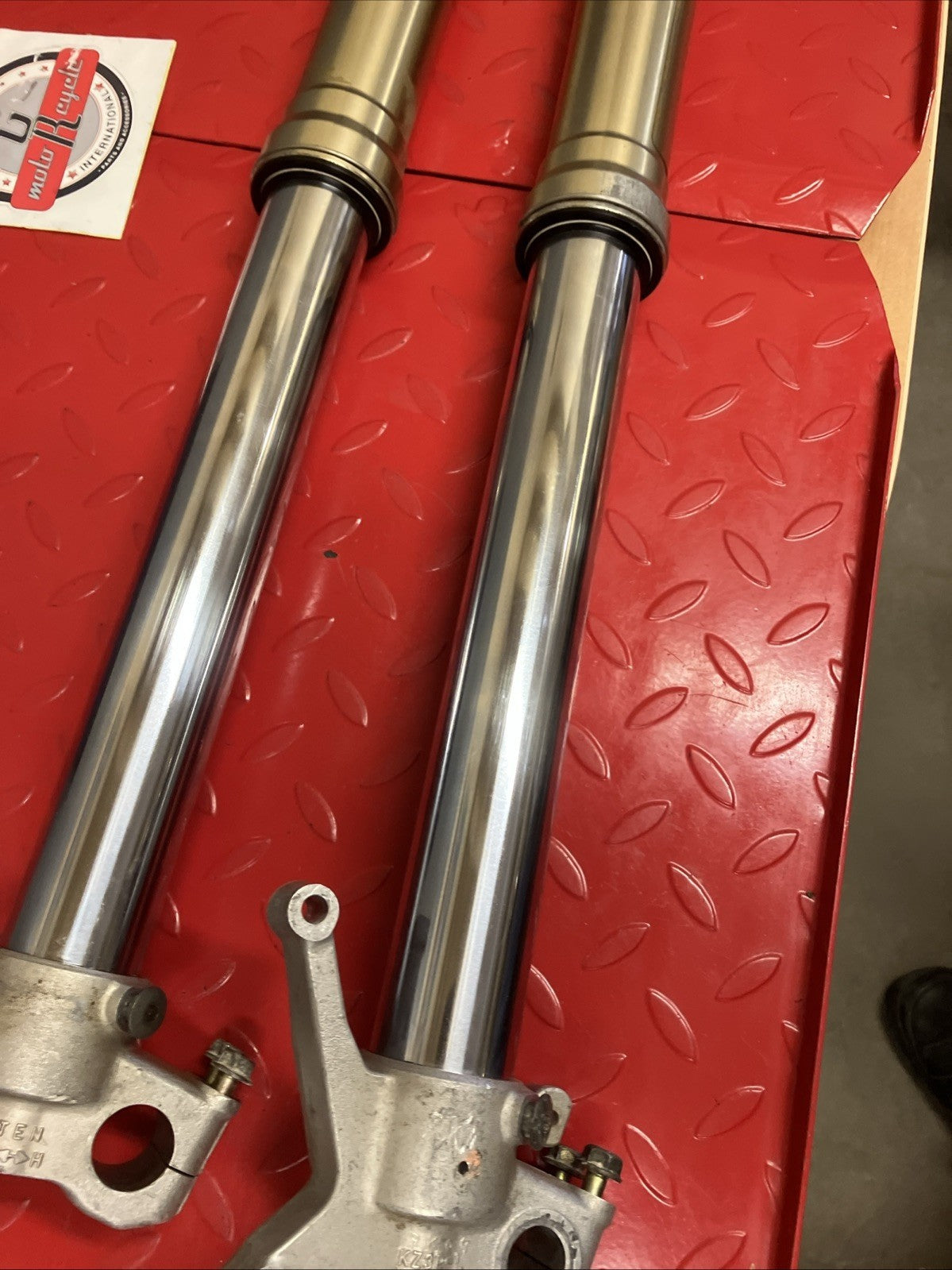 Honda CR250R 2000 Front forks suspension damper 2001