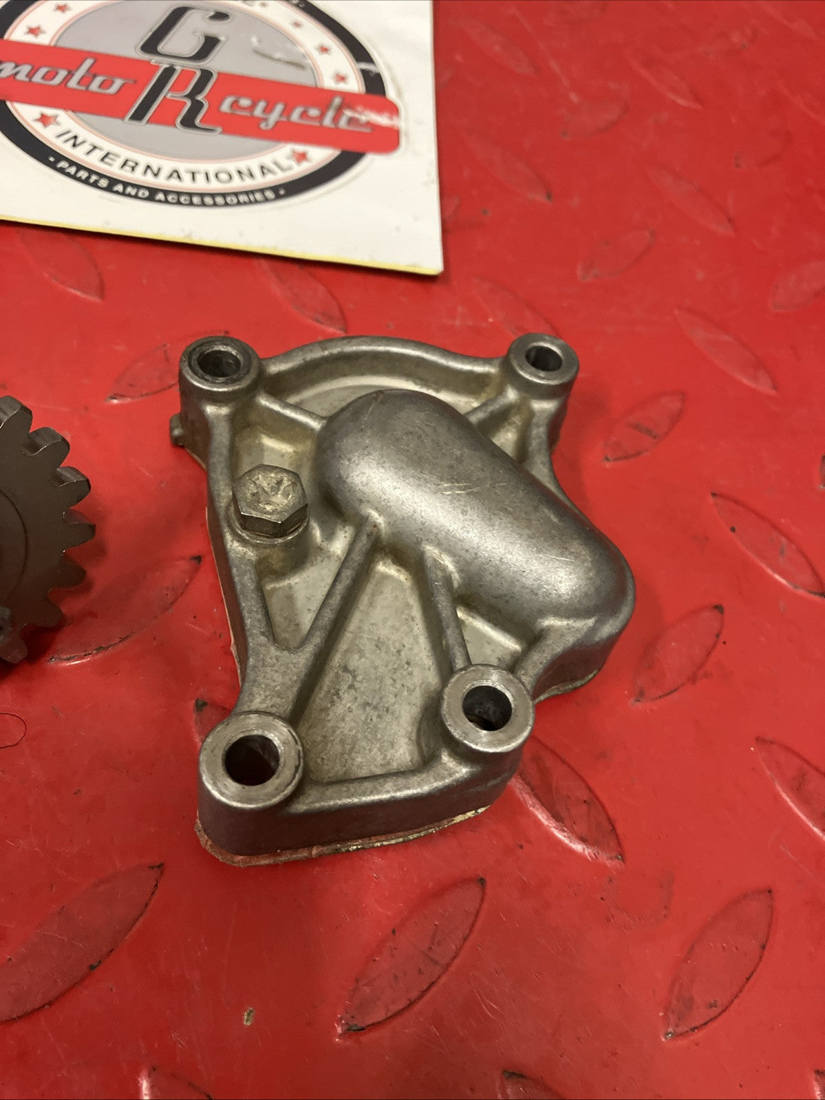 Honda CR250R 2000 water pump cover shaft gear impeller 1997 1998 1999 2001