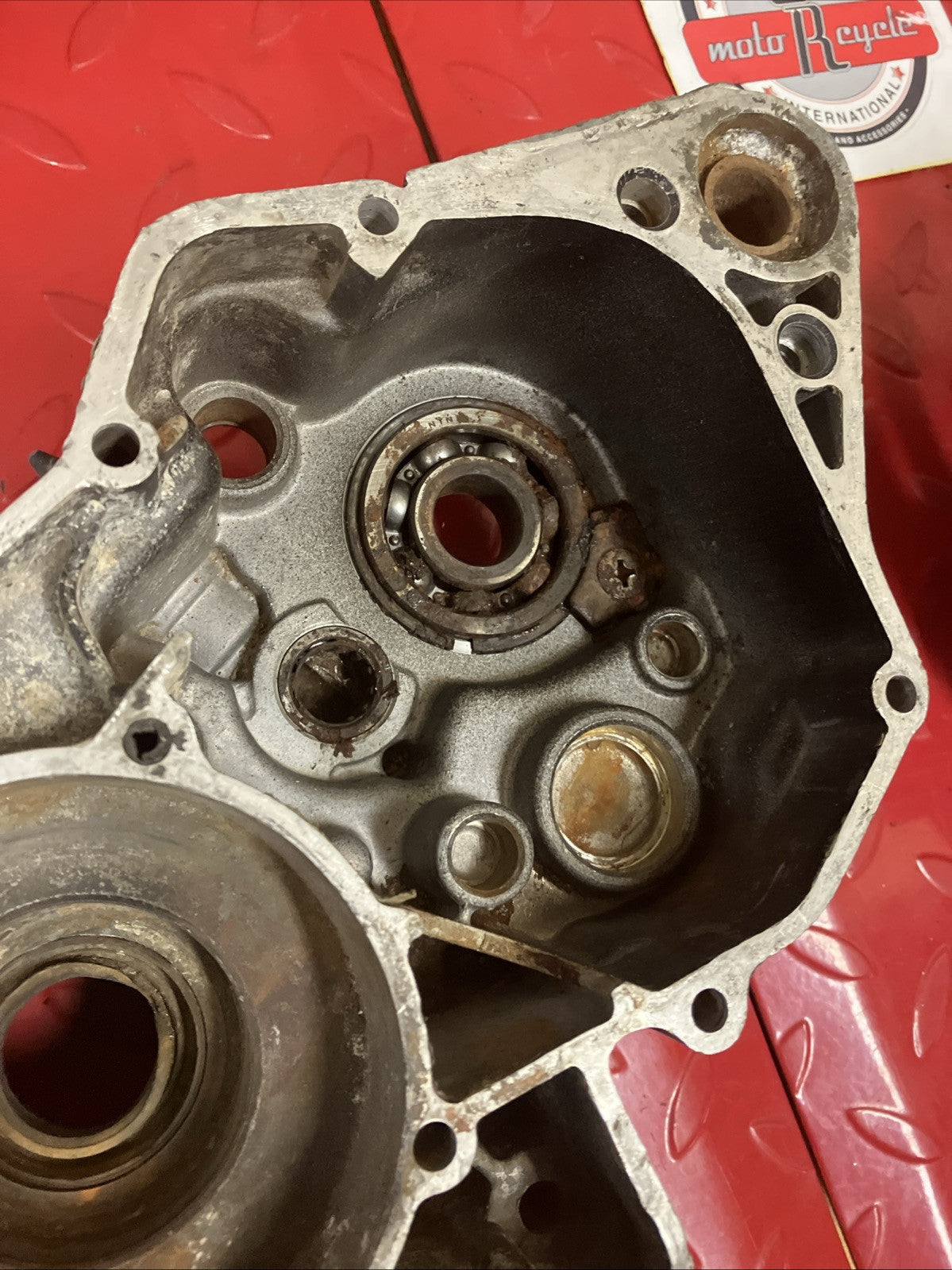 Yamaha YZ125 1984 left right crankcase set crank case 1983