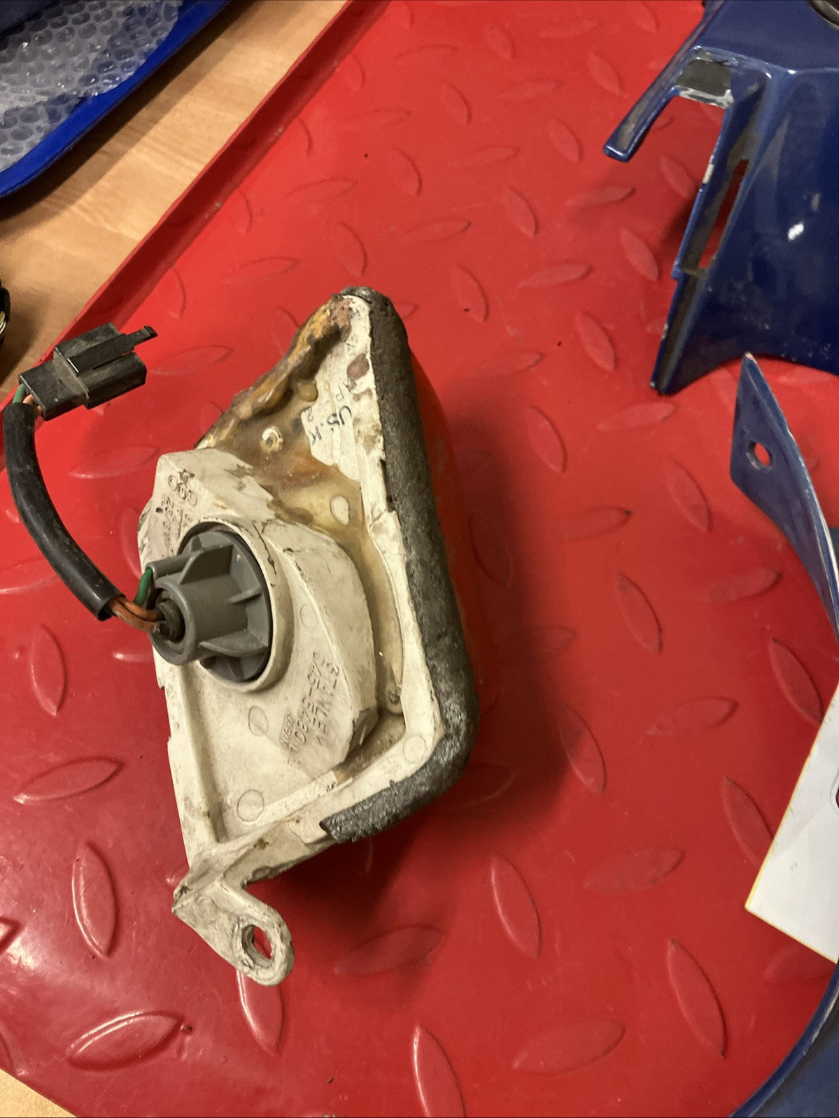 Honda CBR1000F 1987 parts lot speedometer tachometer turn signal flasher cover