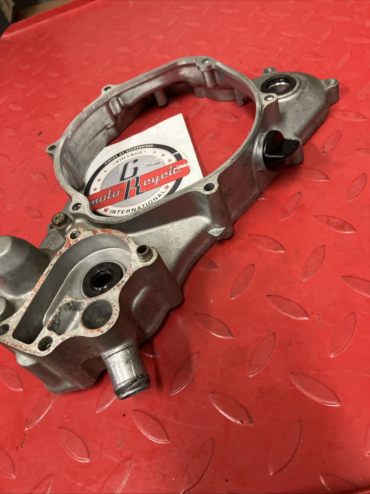 Honda CR250R 2000 Right crankcase inner clutch cover 1997 1998 1999 2001