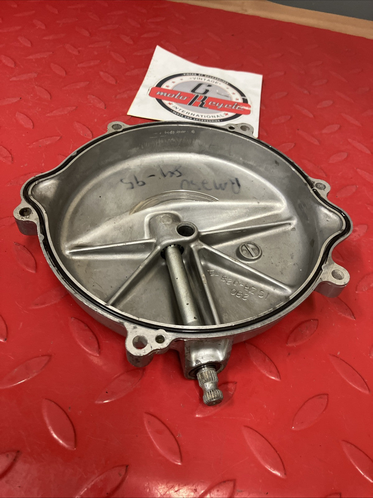 Suzuki RM250 1990 outer clutch cover 1991 1992 1993 1994 1995