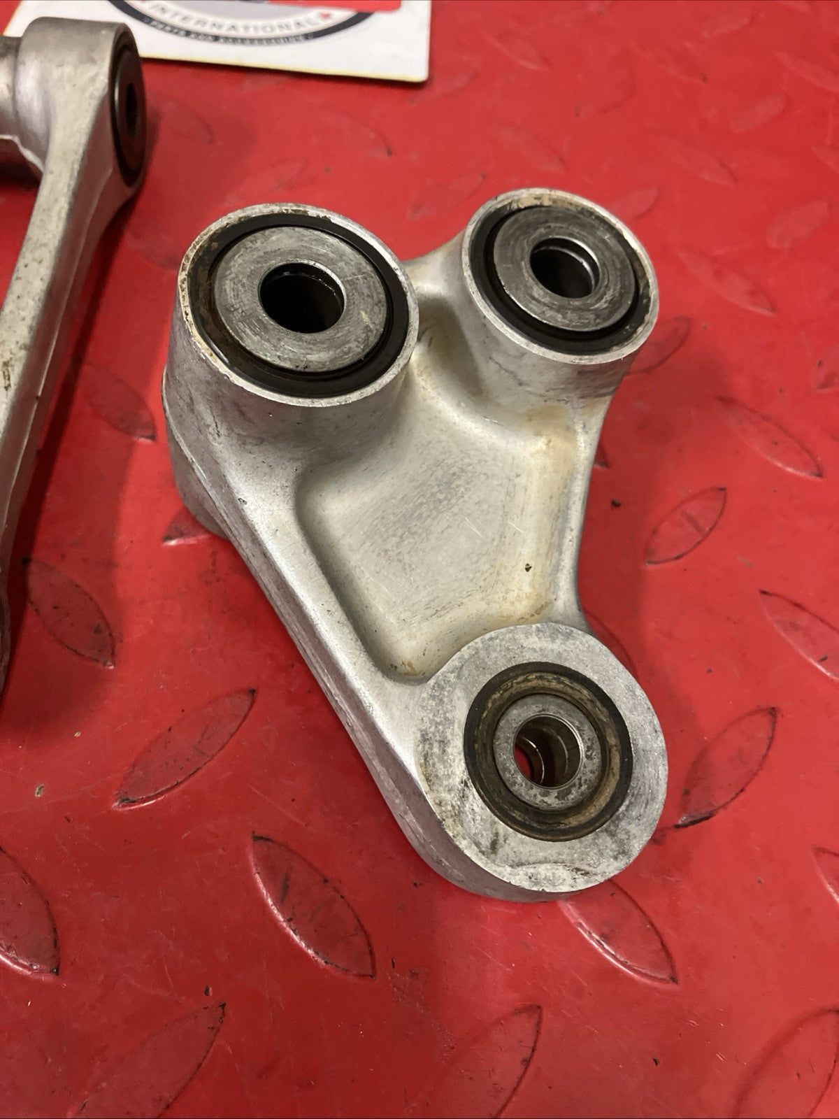 Honda CR250R 2000 Rear shock swingarm linkage dogbone connecting rod 2001